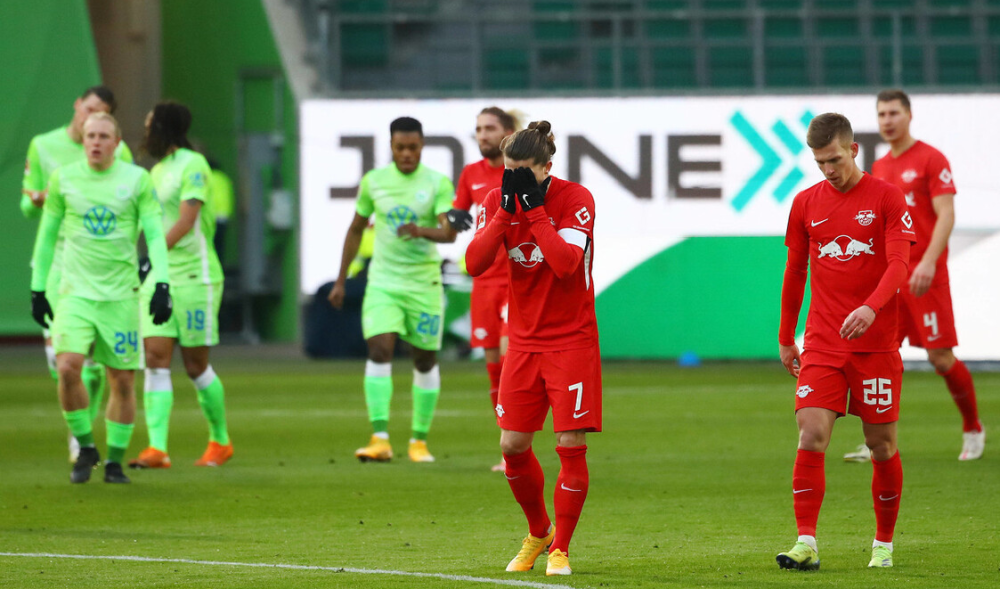 关于尤文轻取拜仁，阿扎尔补时绝平德甲的信息