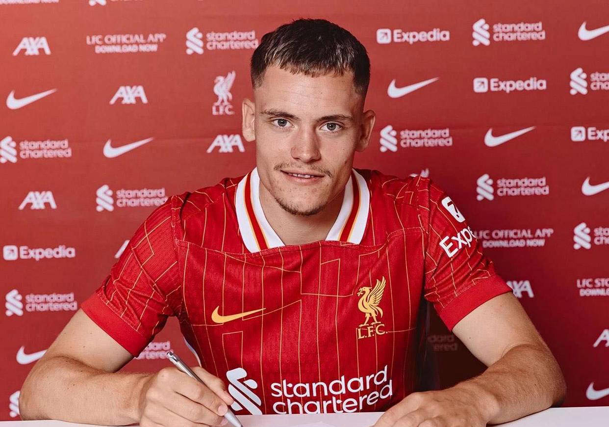 利物浦后防线表现出色，队内默契十足