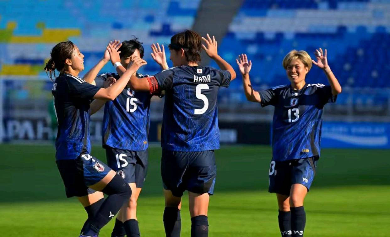 德国女足-横扫尼日利亚晋级强